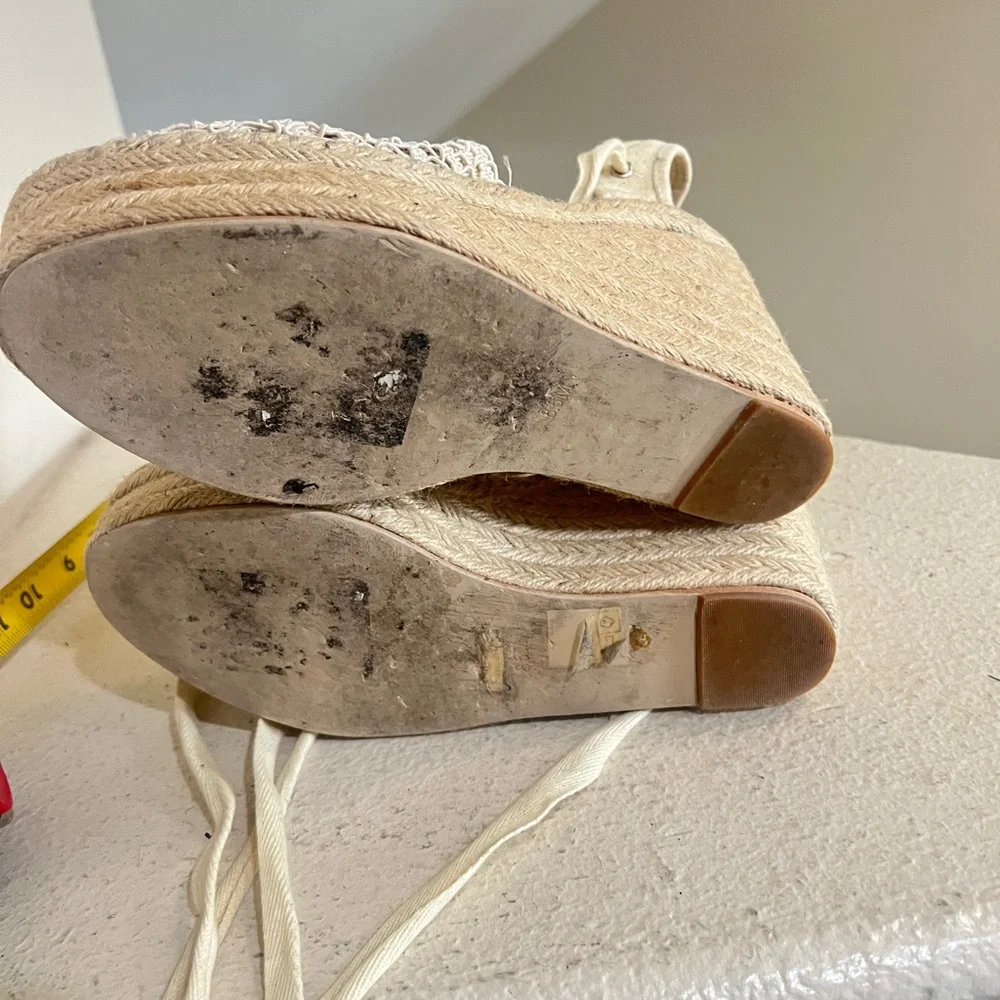 Jeffrey Campbell Cream Woven Espadrille Wedge Sandals‎ size 8.5